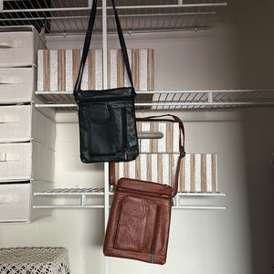 Black & brown 7 x 9” leather, 3 outside zippers cell/glasses pocket outside